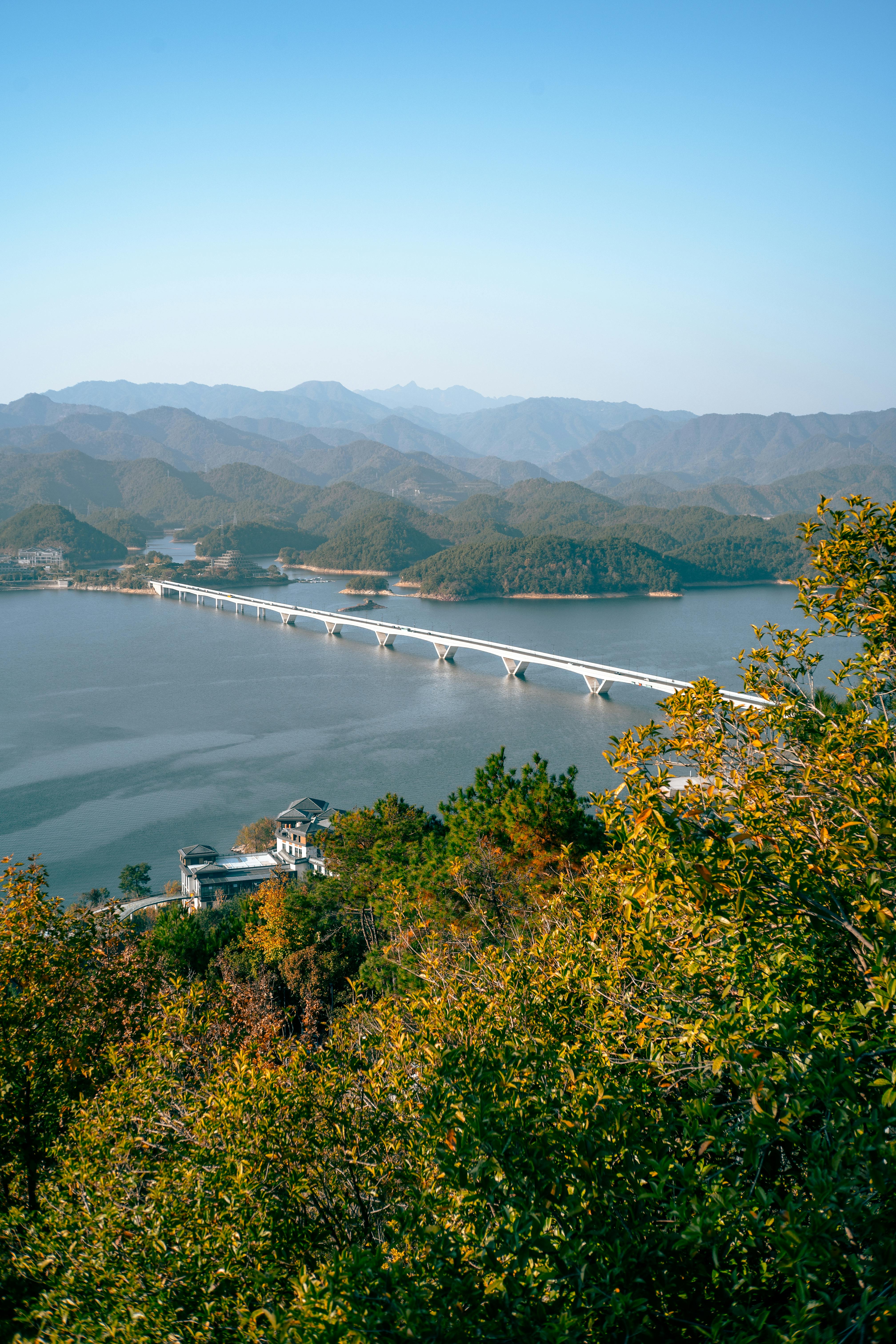 湖北宜昌：高山峡谷砺精兵 - 图片1